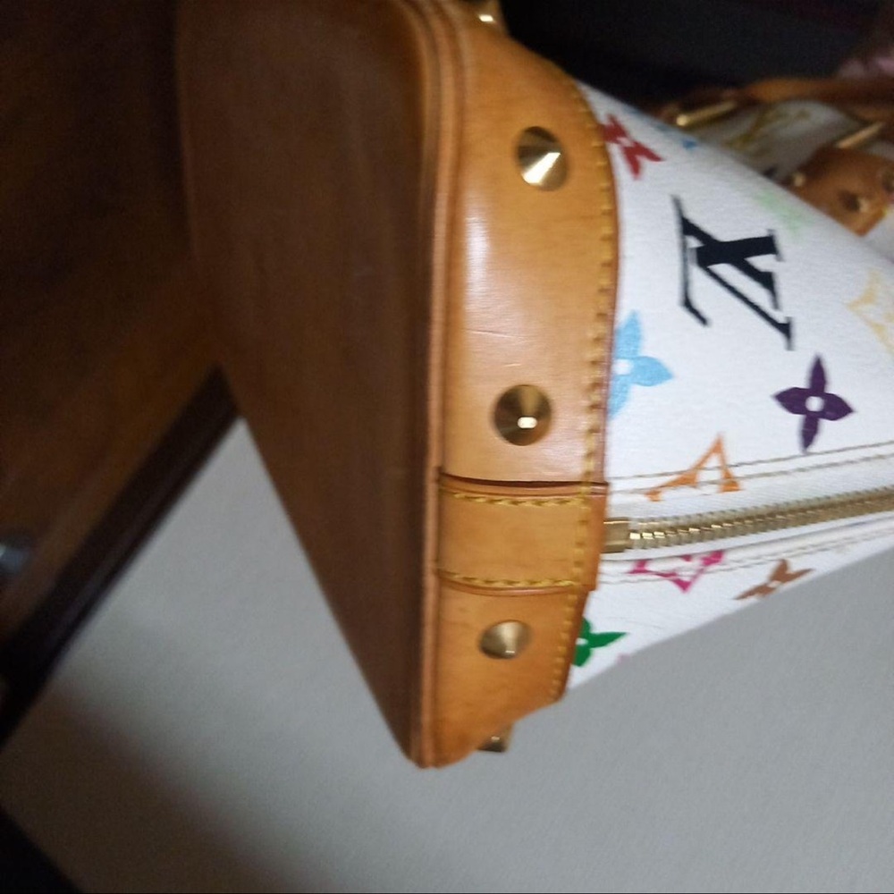 Louis Vuitton Alma White Murakami Bag, Rare Takashi Murakami Collaboration - Picture 6 of 12